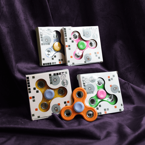 Fidget spinnerit